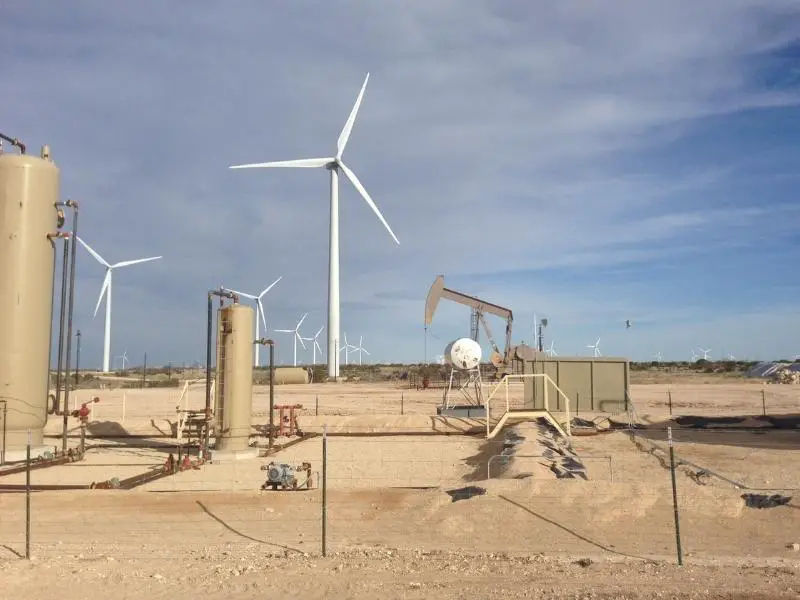 Wind turbine and oil rig