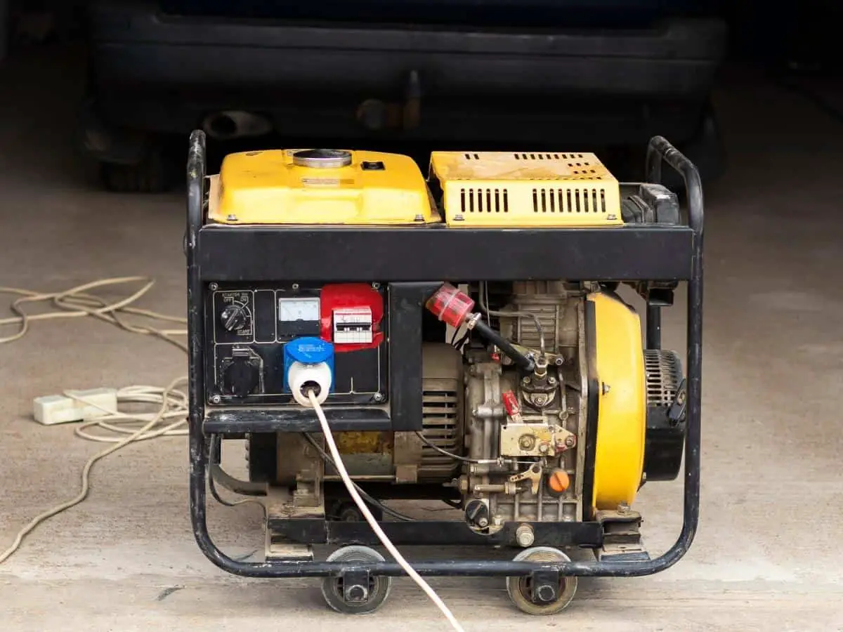 Generator Plugged In To A Battery