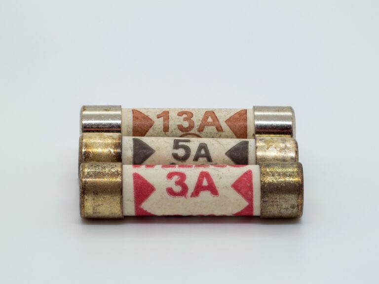 13 5 and 3 amp fuses
